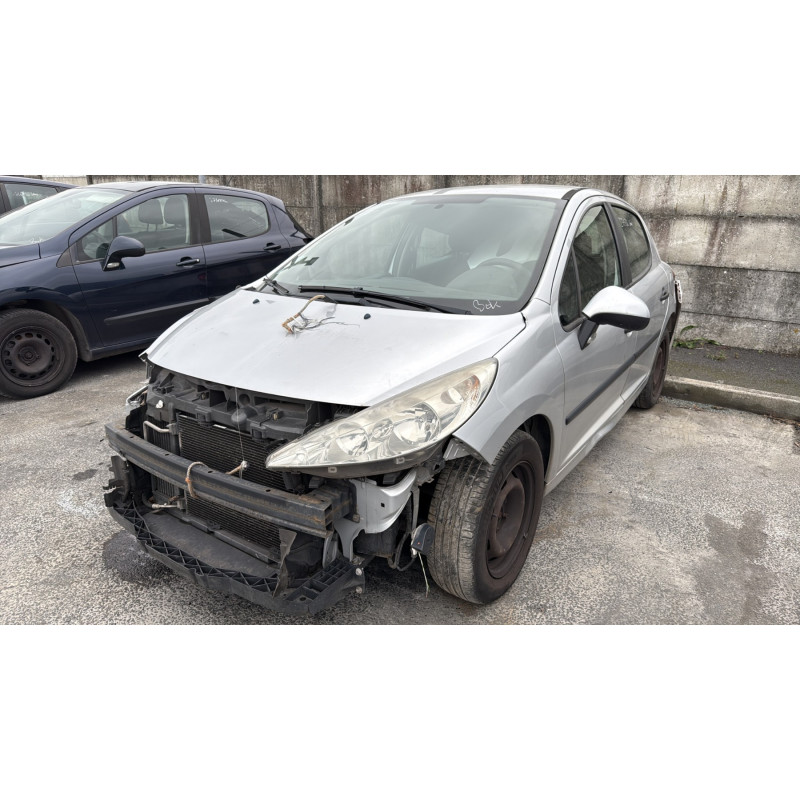 Feu arriere stop central PEUGEOT 207 Photo n°4