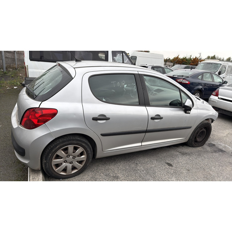 Feu arriere stop central PEUGEOT 207 Photo n°10