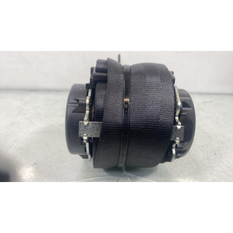 Ceinture arriere gauche RENAULT CLIO 4 Photo n°2