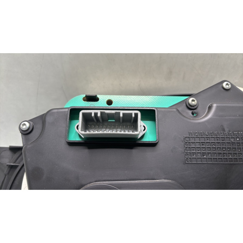 Compteur DACIA LOGAN 1 Photo n°4