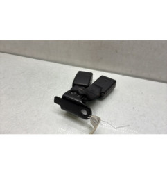 Attache ceinture arriere droit PEUGEOT 208 1