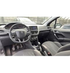 Attache ceinture arriere droit PEUGEOT 208 1