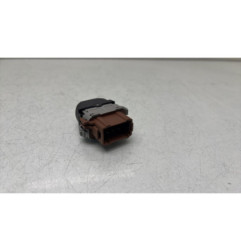 Interrupteur de leve vitre arriere droit RENAULT VEL SATIS