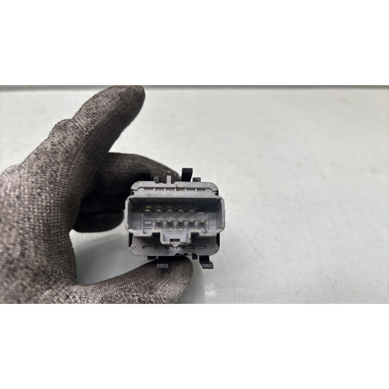 Interrupteur de leve vitre avant gauche RENAULT VEL SATIS Photo n°3