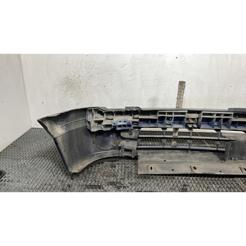 Pare choc avant RENAULT CLIO 2 Photo n°6