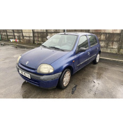 Pare choc avant RENAULT CLIO 2