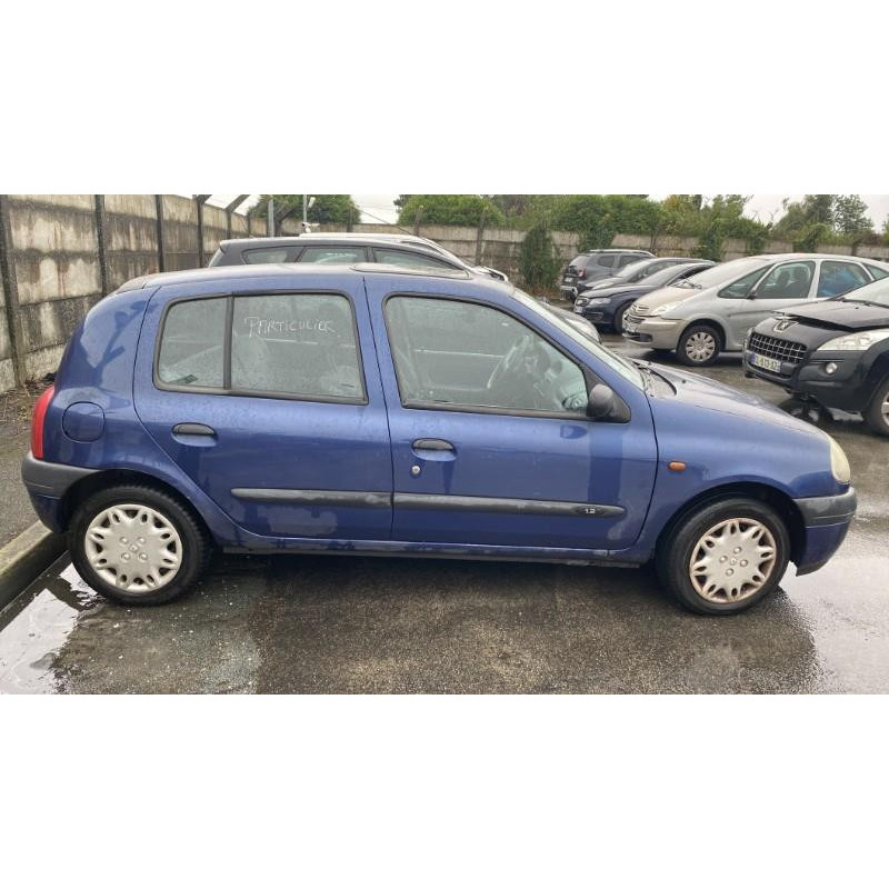 Pare choc avant RENAULT CLIO 2 Photo n°19
