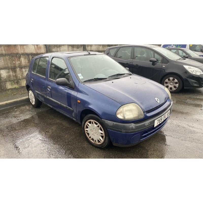 Pare choc avant RENAULT CLIO 2 Photo n°20