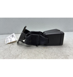 Attache ceinture arriere droit PEUGEOT 208 1