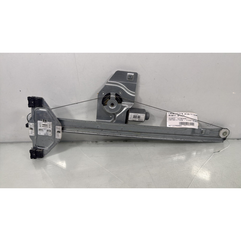 Leve vitre electrique avant droit PEUGEOT PARTNER 2 Photo n°1