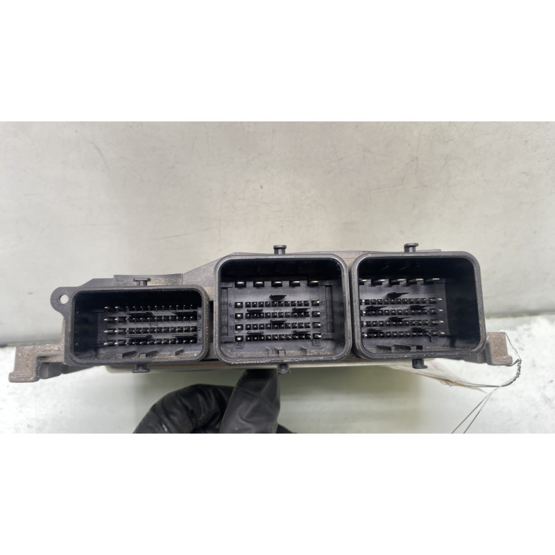 Calculateur moteur PEUGEOT PARTNER 2 Photo n°3