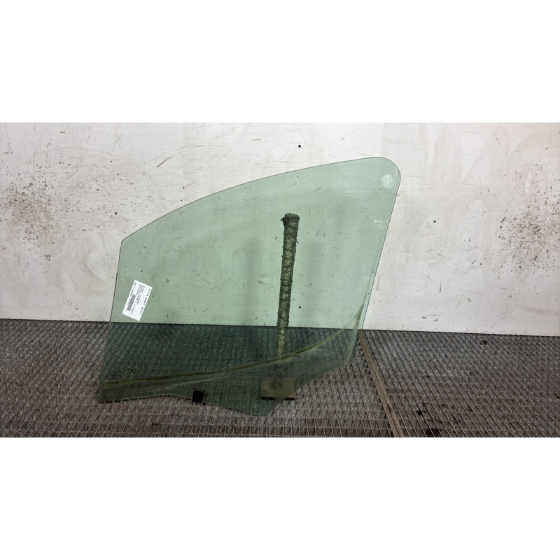 Vitre avant droit PEUGEOT PARTNER 2 Photo n°4