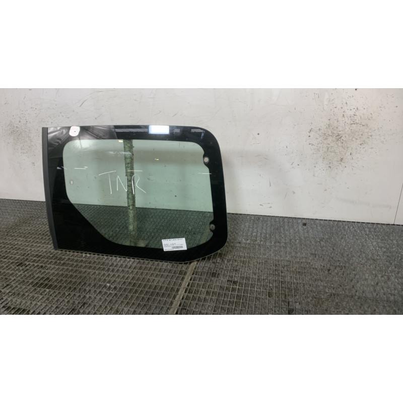 Vitre arriere droit PEUGEOT PARTNER 2 Photo n°3
