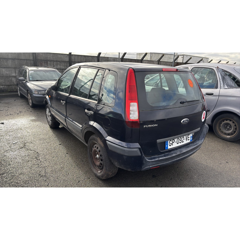 Capot FORD FUSION Photo n°13