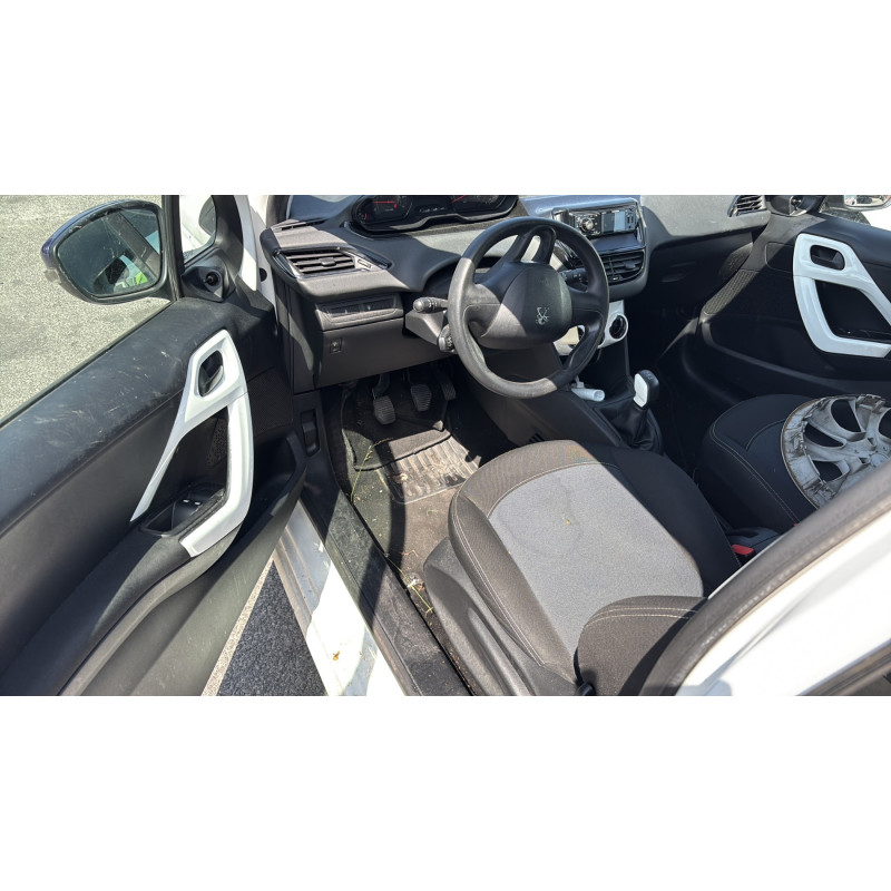 Cremaillere assistee PEUGEOT 208 1 Photo n°19