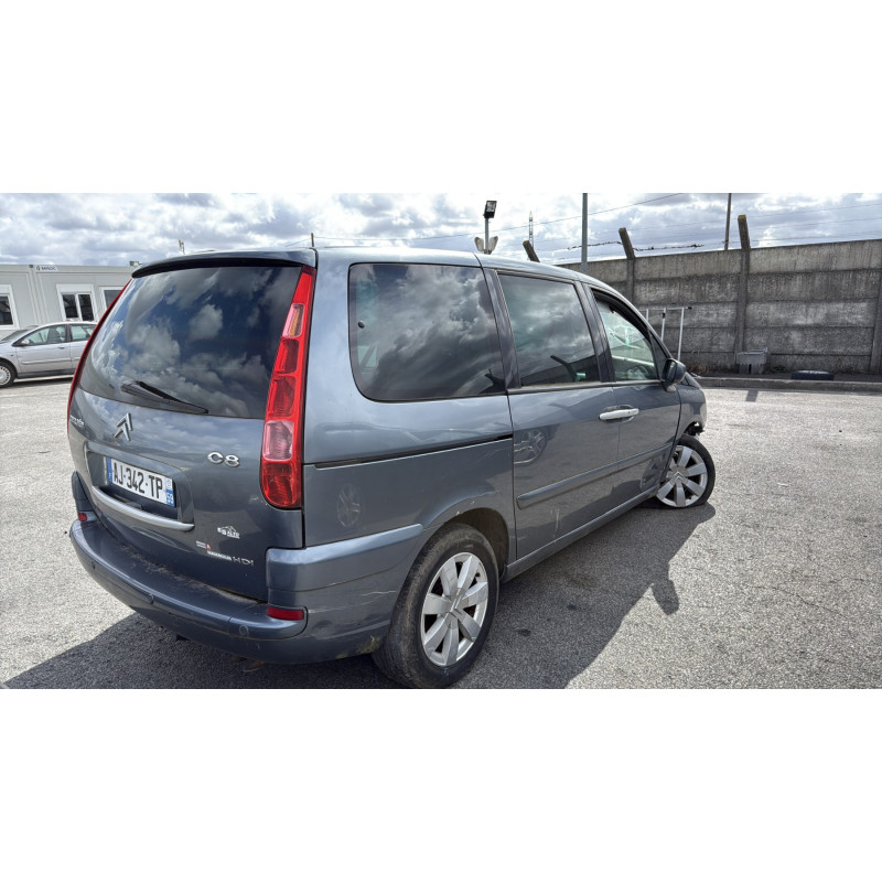 Malle/Hayon arriere CITROEN C8 Photo n°9