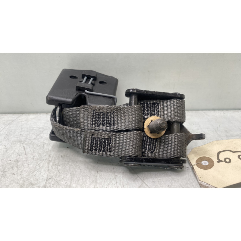 Attache ceinture arriere droit RENAULT CLIO 2 Photo n°3