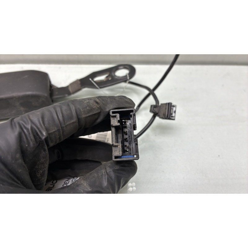 Attache ceinture avant gauche CITROEN BERLINGO 2 Photo n°3
