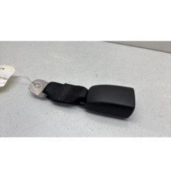 Attache ceinture arriere gauche PEUGEOT 107 Photo n°1