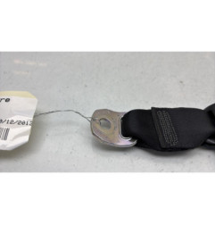 Attache ceinture arriere gauche PEUGEOT 107