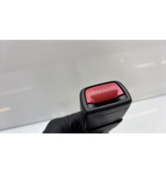Attache ceinture avant gauche PEUGEOT 107