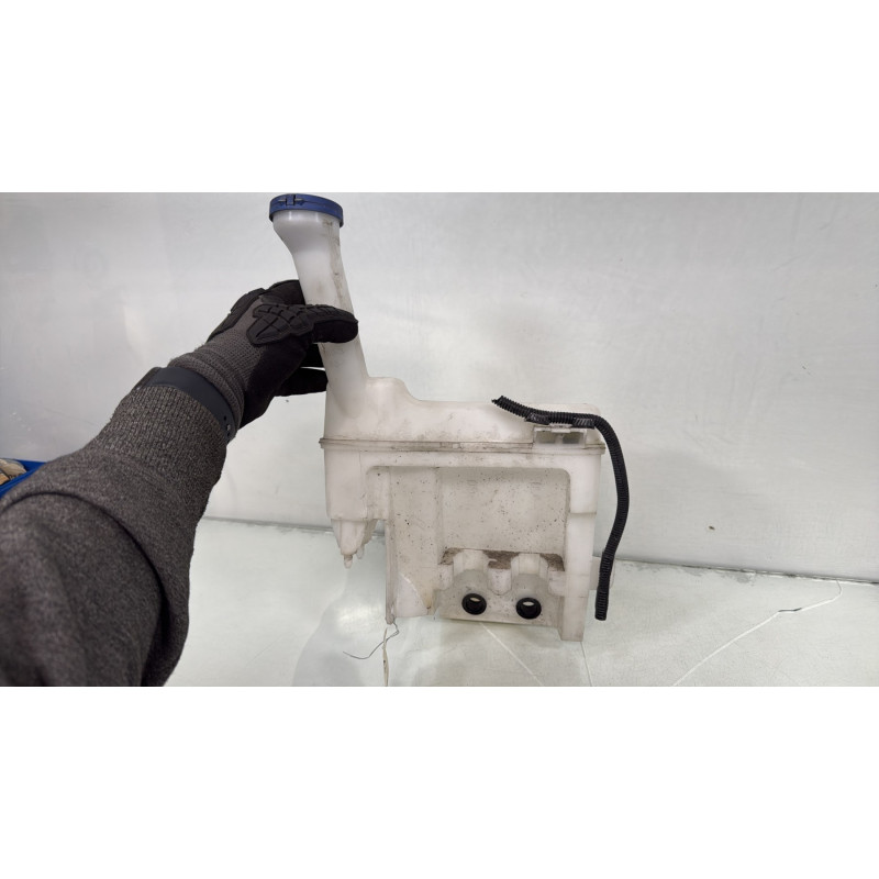 Vase de lave glace PEUGEOT 107 Photo n°2