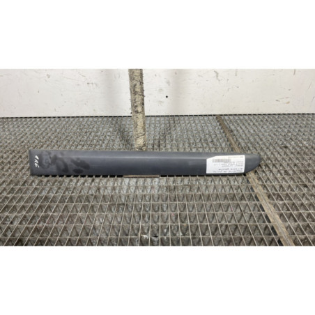 Baguette de porte arriere gauche  RENAULT CLIO 2 CAMPUS Photo n°1