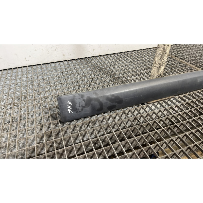 Baguette de porte arriere gauche  RENAULT CLIO 2 CAMPUS Photo n°2