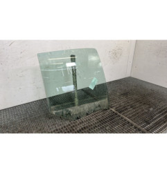 Vitre arriere droit RENAULT CLIO 2 CAMPUS