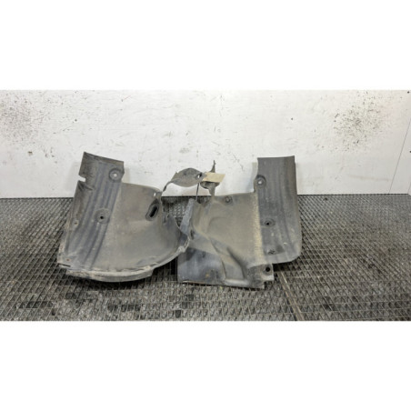 Pare boue avant gauche RENAULT MEGANE 3