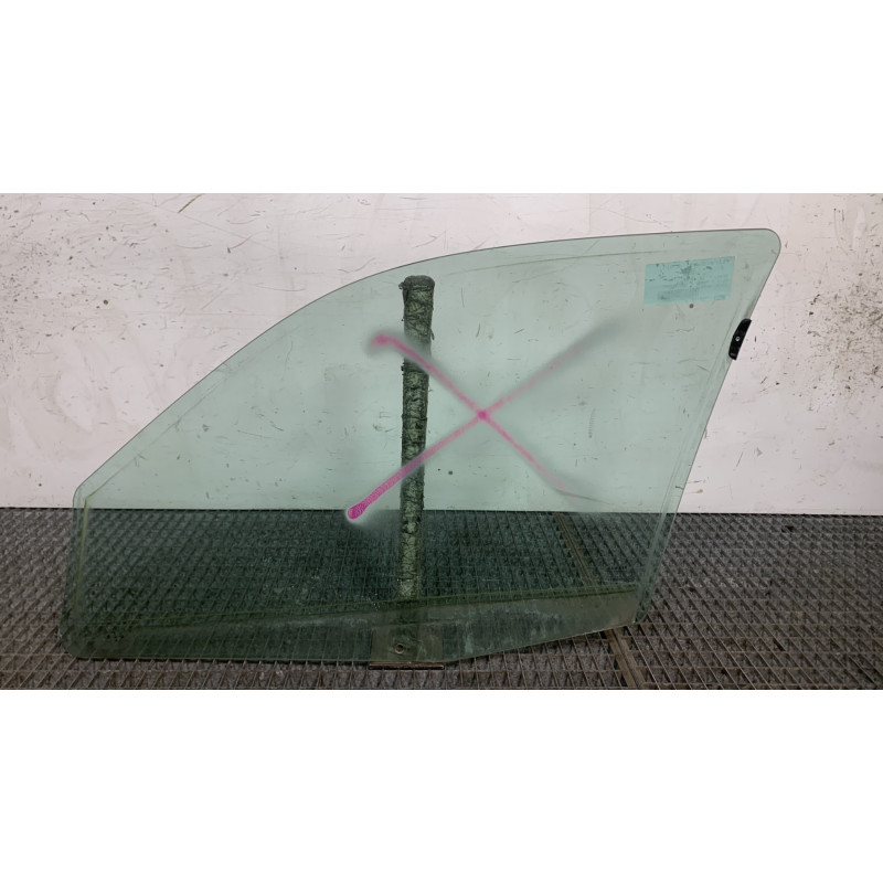 Vitre avant droit RENAULT CLIO 2 Photo n°4