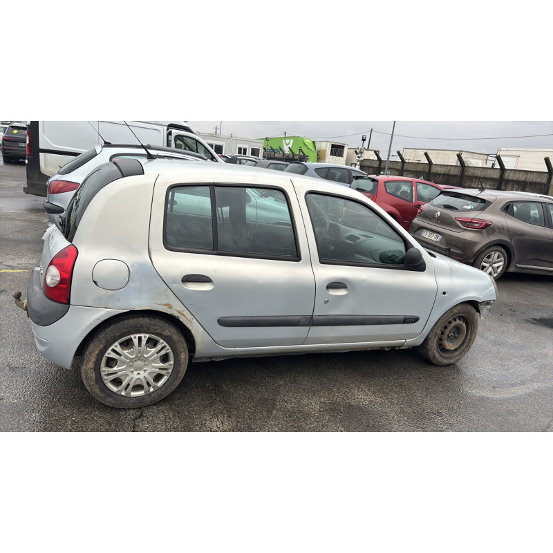 Vitre avant droit RENAULT CLIO 2 Photo n°10