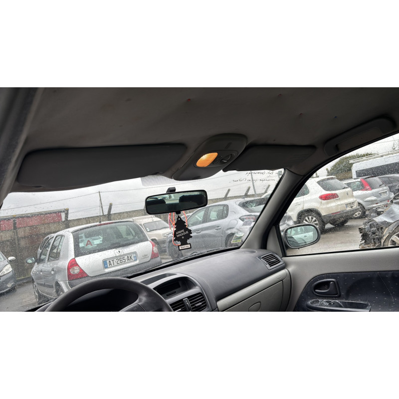 Vitre avant droit RENAULT CLIO 2 Photo n°17
