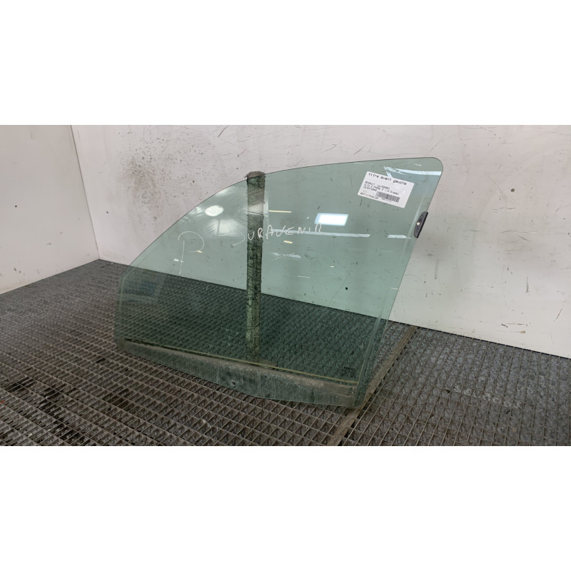 Vitre avant gauche RENAULT CLIO 2 Photo n°3