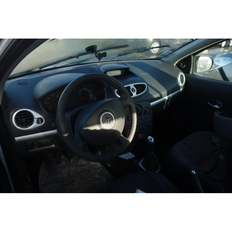 Aile avant droit RENAULT CLIO 3 Photo n°11