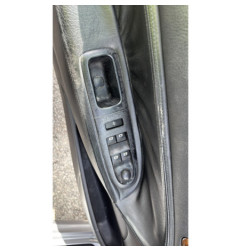 Serrure avant droit PEUGEOT 607