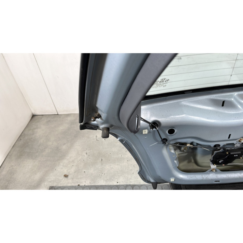 Malle/Hayon arriere KIA RIO 2 Photo n°10