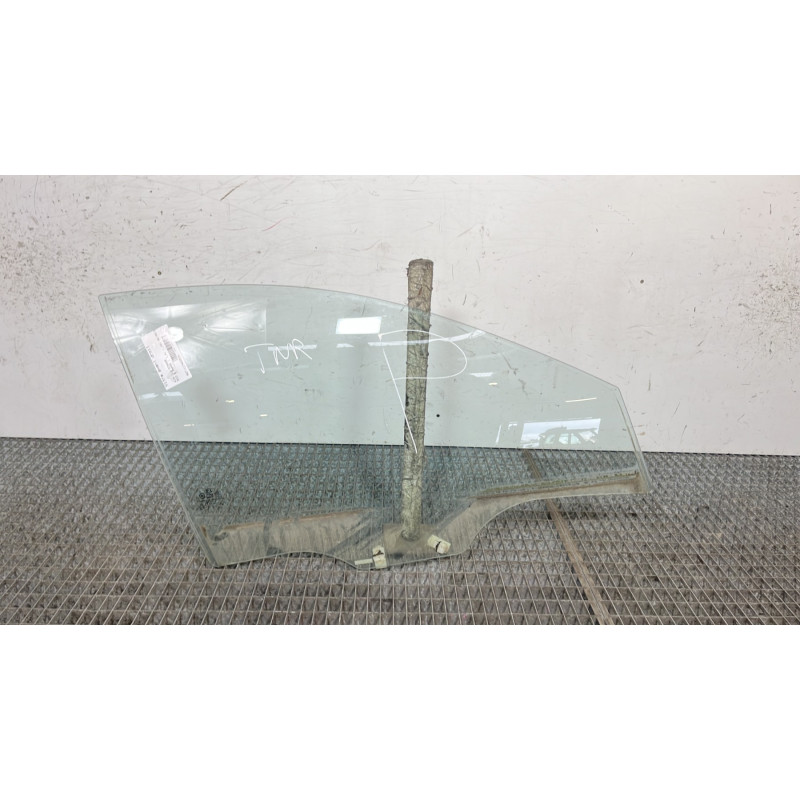 Vitre avant droit KIA RIO 2 Photo n°1