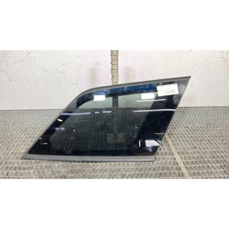 Custode arriere droit PEUGEOT 5008 2 Photo n°1
