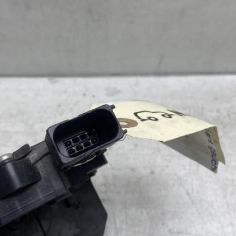 Serrure arriere gauche OPEL CORSA D Photo n°4