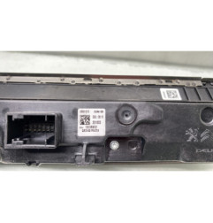 Bouton de warning PEUGEOT 5008 2