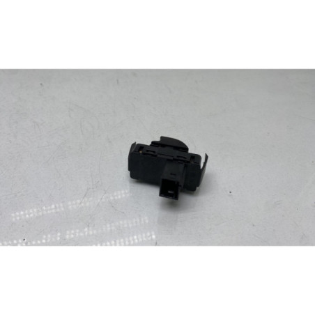 Interrupteur de leve vitre arriere gauche PEUGEOT 508 1