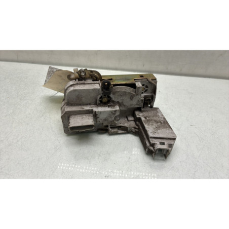 Serrure avant gauche PEUGEOT 307