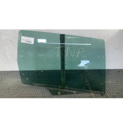 Vitre arriere droit PEUGEOT 307 Photo n°1