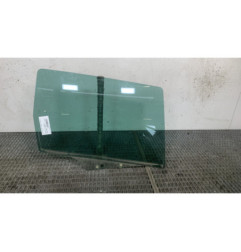 Vitre arriere droit PEUGEOT 307 Photo n°1