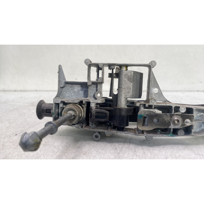 Poignee porte avant gauche PEUGEOT 308 1 Photo n°4