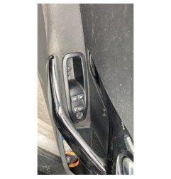 Serrure avant gauche PEUGEOT 208 1