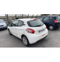 Cremaillere assistee PEUGEOT 208 1