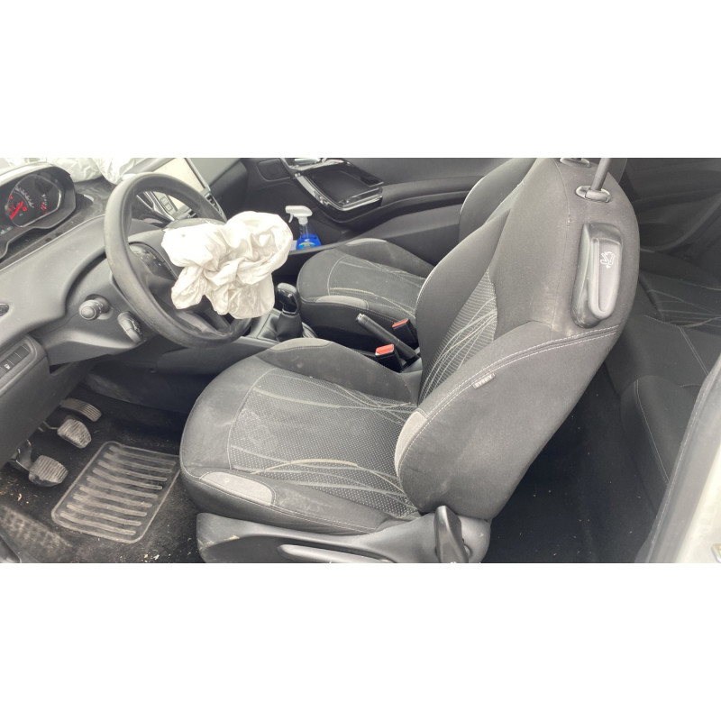 Cremaillere assistee PEUGEOT 208 1 Photo n°15