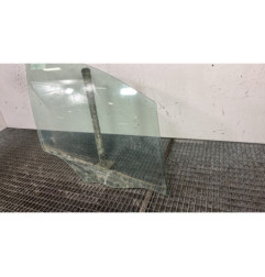 Vitre avant droit PEUGEOT 208 1